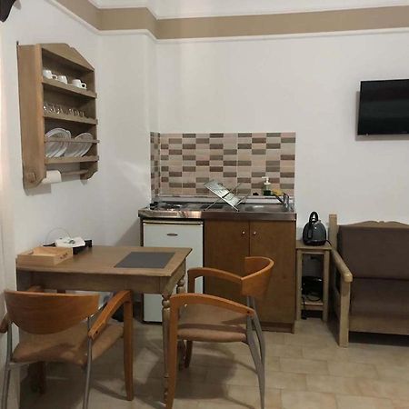 קרפאטוס Philoxenia Studios 3 מראה חיצוני תמונה