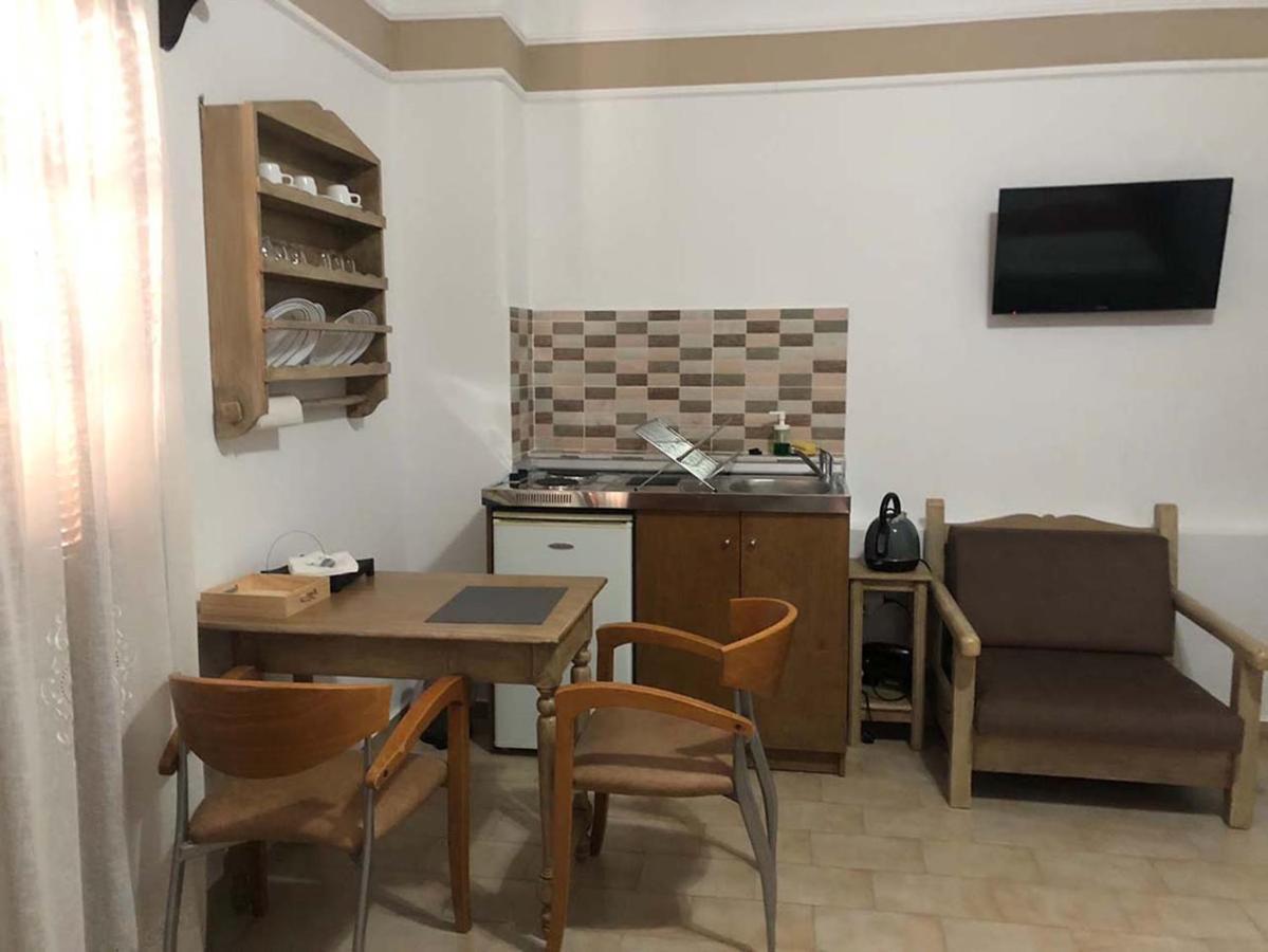 קרפאטוס Philoxenia Studios 3 מראה חיצוני תמונה